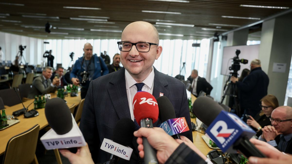 Komisja regulaminowa ws. Mateckiego