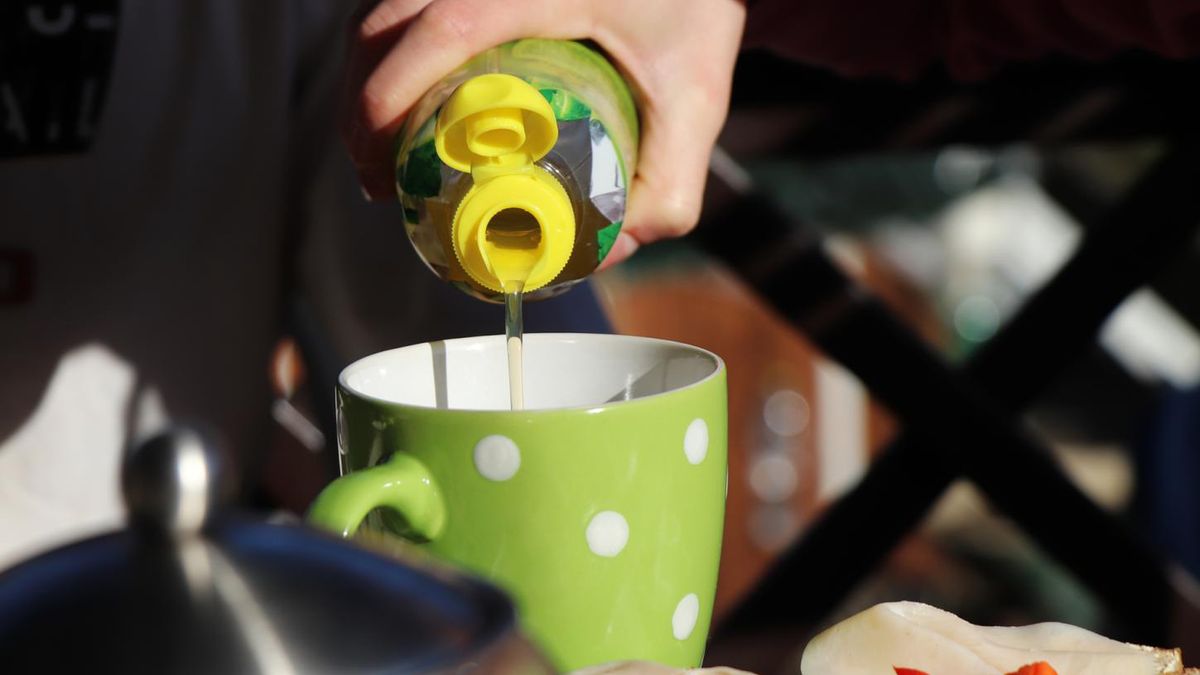 Taka kawa to prawdziwa bomba kaloryczna. Lepiej uważać na dodatki