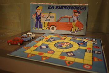 Tychy: Fiat 126p to było marzenie każdego Polaka. Wystawa w muzeum przybliża piękną historię