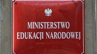MEN nie wycofuje się z decyzji. Religia nadal tylko raz w tygodniu