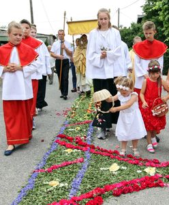 Bruncz: "Boże Ciało nie jest świętem łatwym. Czy niektórzy biskupi zasłonią się monstrancją?" [OPINIA]