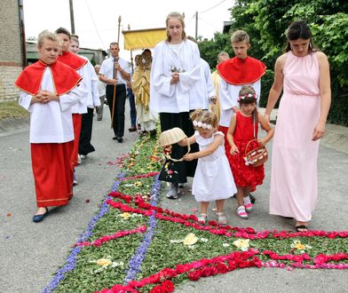 Bruncz: "Boże Ciało nie jest świętem łatwym. Czy niektórzy biskupi zasłonią się monstrancją?" [OPINIA]