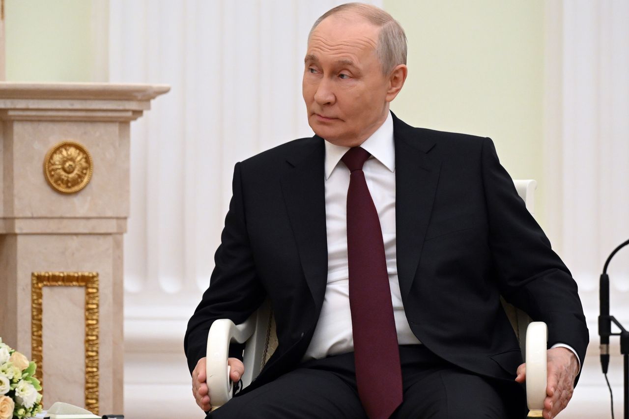 Jedna decyzja Trumpa i Rosja zarabia miliardy. Zyski z ropy podwoiły się