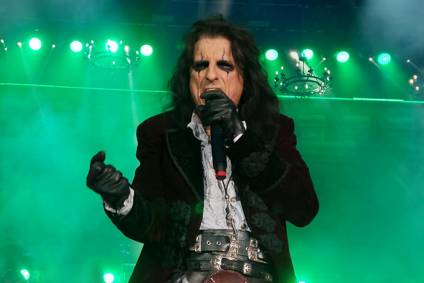 Alice Cooper wyszedł na scenę przy pierwszych taktach "Feed My Frankenstein"