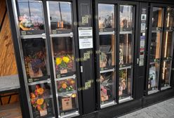 Warszawa. Bukiety i lasy w słoiku przez całą dobę. Wyjątkowy kwiatomat w Wawrze