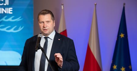 Czarnek wymyślił platformę. Konkurs wygrał wspólnik kuzyna Kaczyńskiego