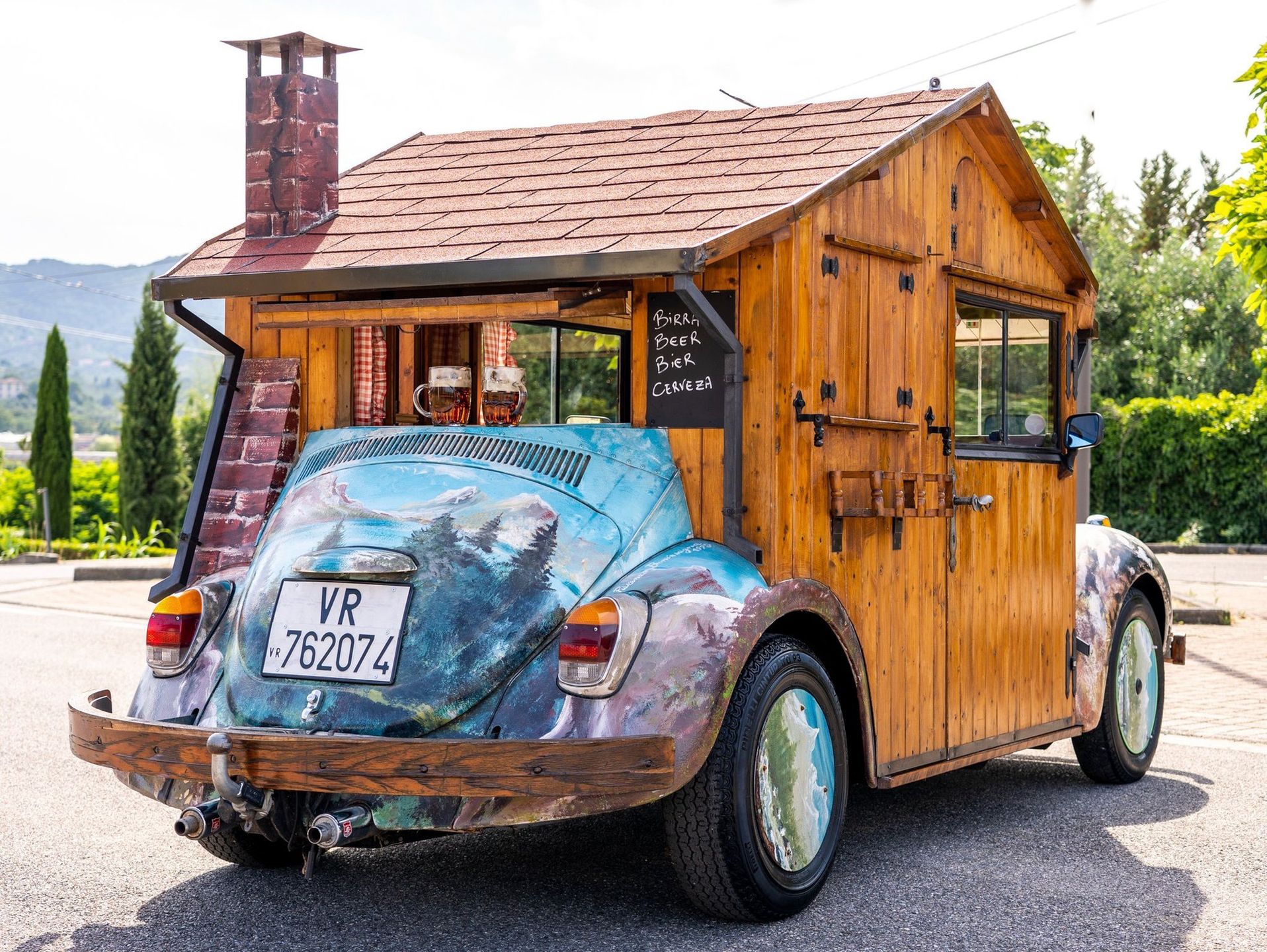 Volkswagen Beetle „Holzhaus”