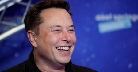 Elon Musk: "jestem zwolennikiem Bitcoina". Tyle wystarczyło, żeby kurs znowu wystrzelił