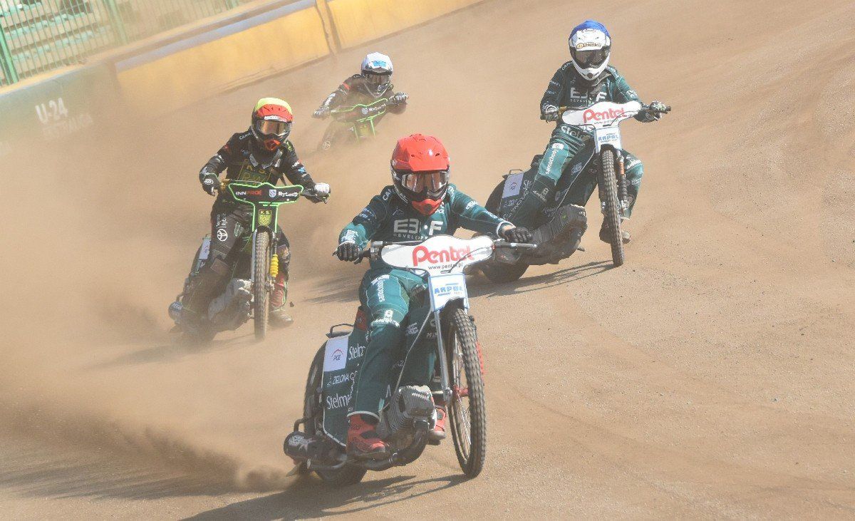 Falubaz Zielona Góra - Motor Lublin 52:38.