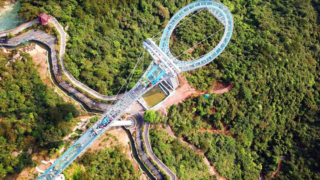 Huangtengxia Tianmen Sky Walk to konstrukcja umieszczona 500 m nad ziemią
