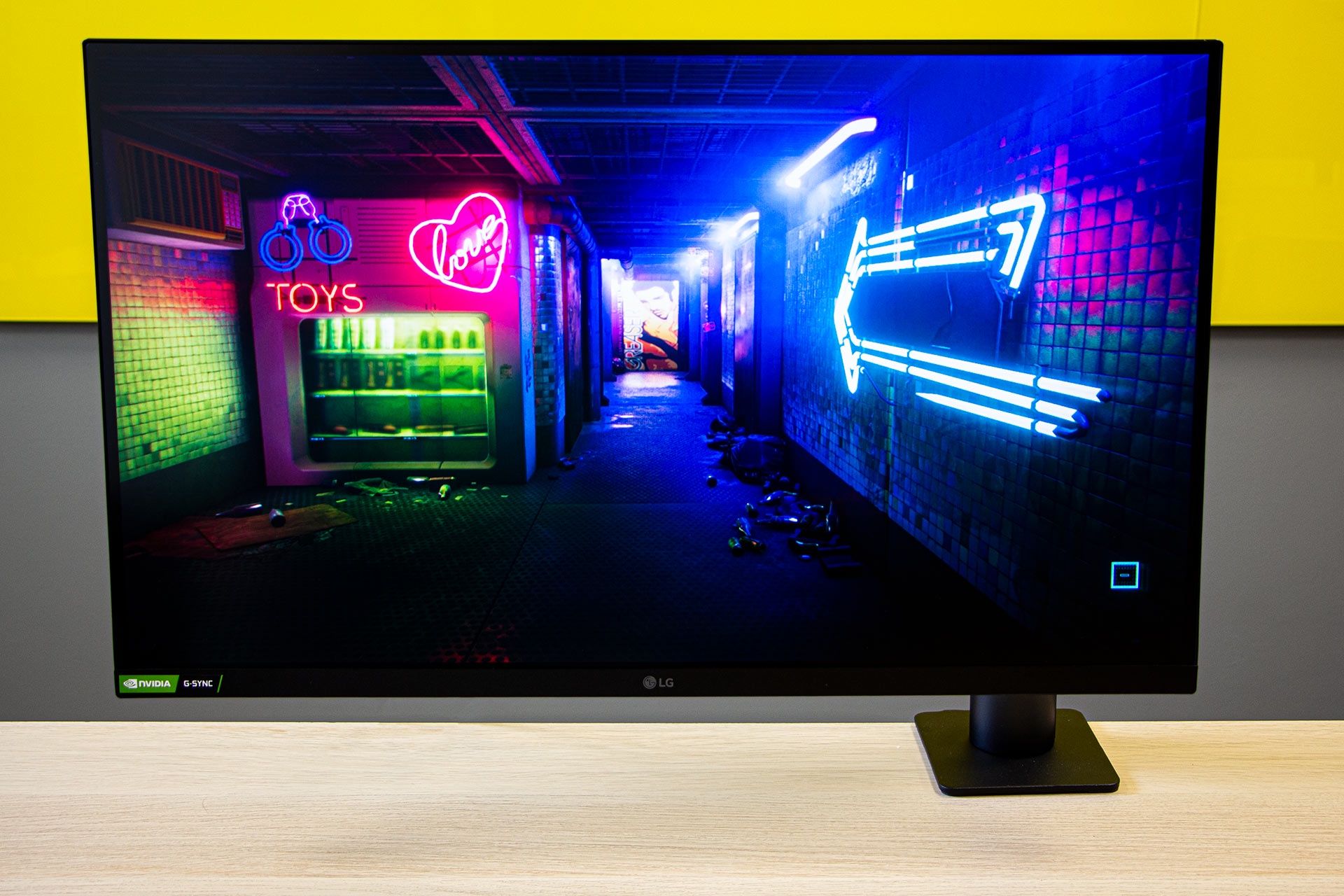 LG 27GN880-B Ergo - od przodu