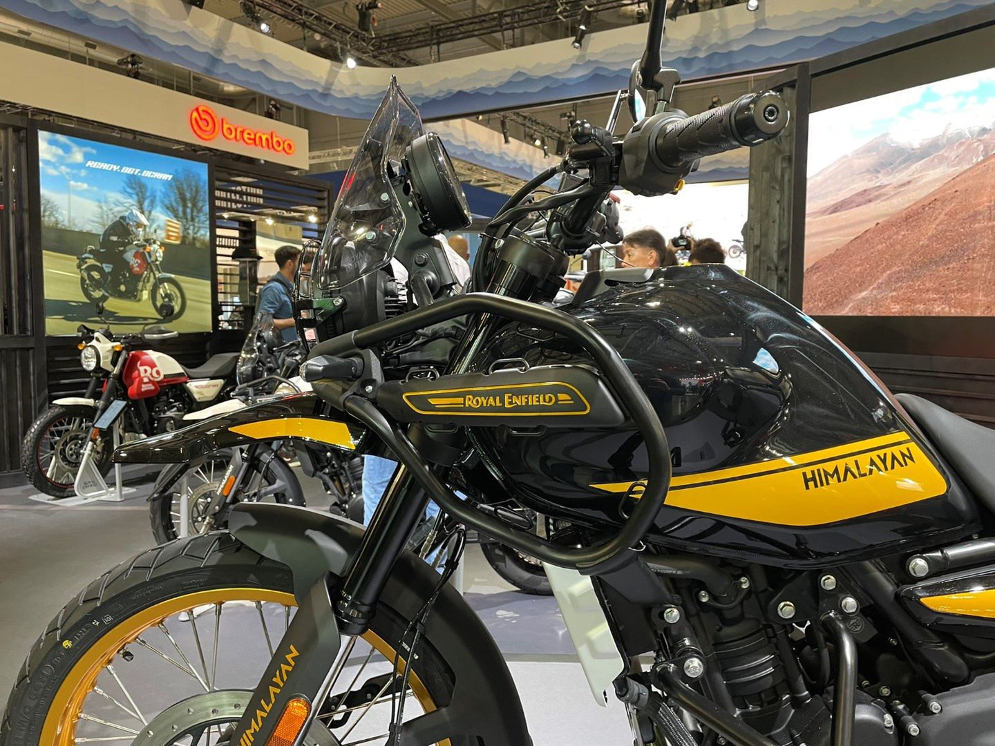 Royal Enfield Himalayan 452 