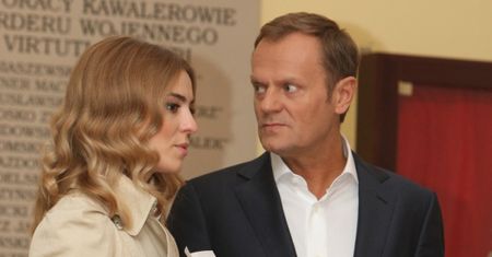 Słowak z BRONIĄ i PIŁĄ MECHANICZNĄ chciał "spotkać się z Tuskiem"...