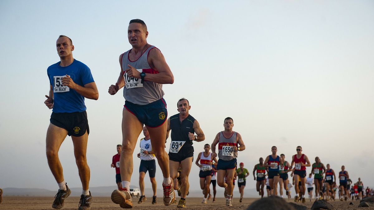 Akcesoria do biegania - gadżety, buty do biegania, skarpety do biegania
