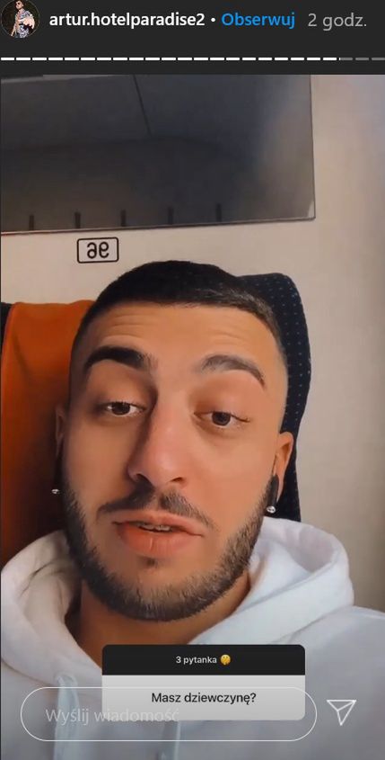 Artur z "Hotelu Paradise" jest wolny