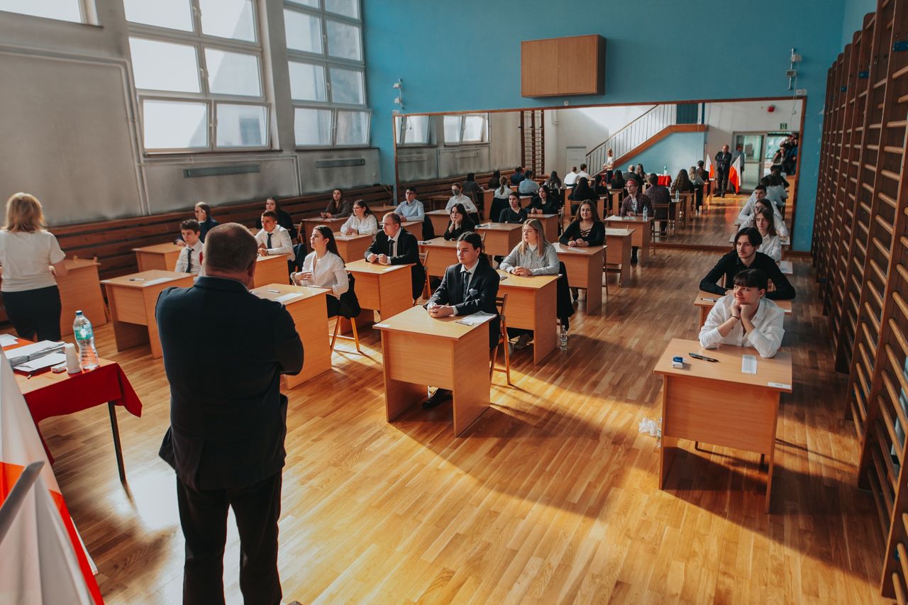 Matura rozszerzona z matematyki 2023 i egzaminy ustne. Jakie były zadania? Maturzyści komentują