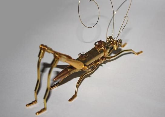 Steampunkowe insekty zrobione z... naboi! 3