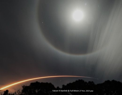 "SpaceX Island against the backdrop of the Moon"