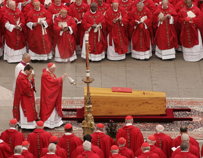 Znak na pogrzebie Jana Pawła II. Wszyscy na chwilę wstrzymali oddech