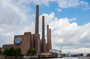 Rodziny Porsche i Piëch naciskają na szybszą restrukturyzację VW. 100 tys. miejsc pracy zagrożonych