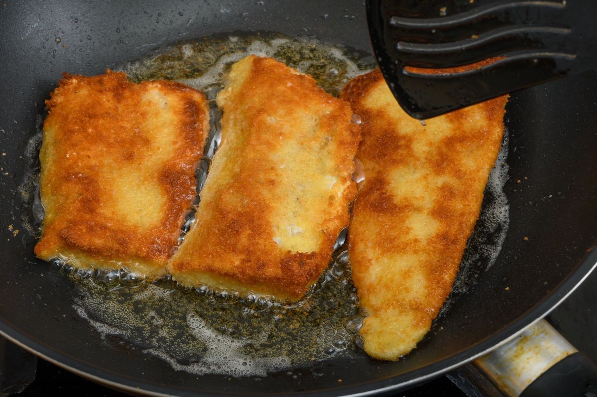 Choosing the right oil: Key to perfect and healthy fried fish