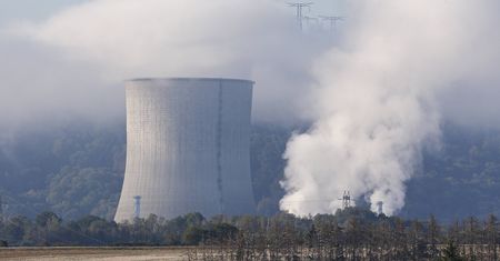 Uruchamiają wszystkie reaktory jądrowe. Co tydzień nowy