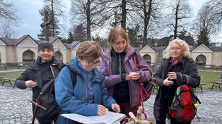 Biecz: Wyruszyła biecka Ekstremalna Droga Krzyżowa. Pątnicy mają do pokonania 39 km. Będą musieli zmierzyć się z ciemnością, chłodem i bólem