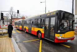 Pies zaatakował kobietę w autobusie. Interweniowali pasażerowie