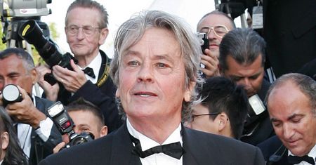 Alain Delon, niepoprawny amant. Fanki spały na schodach jego domu