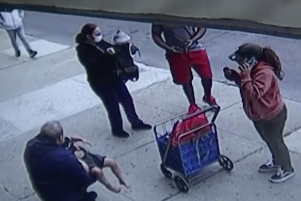 Kamery zarejestrowały moment upadku