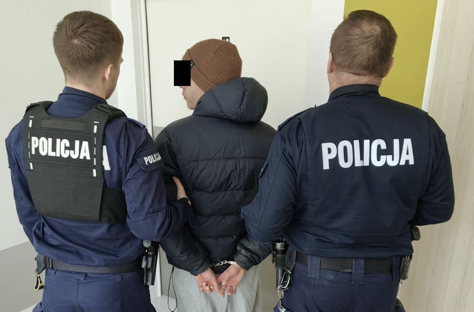 Zwłoki w wersalce. Makabryczna zbrodnia na stołecznych Bielanach