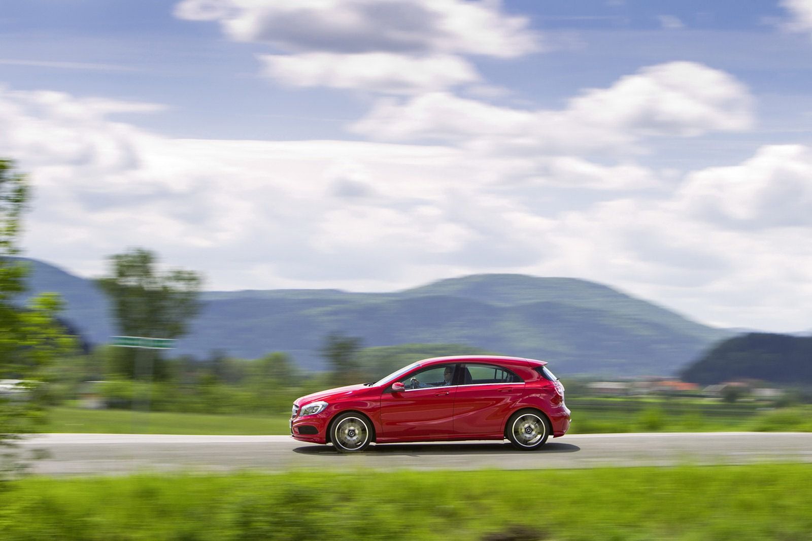 Mercedes-Benz klasy A (W176) - obszerna galeria prosto od producenta 47
