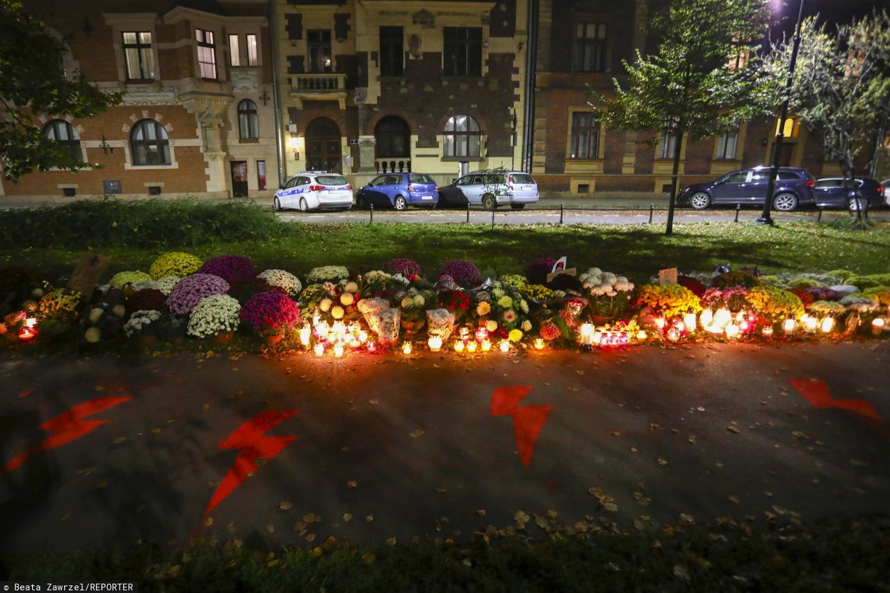 Kraków. Skwer przed siedzibą PiS w Krakowie będzie nosił nazwę Praw Kobiet