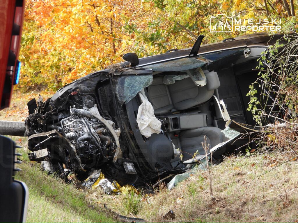 Karolino: Groźny wypadek na DK62. Audi zostało zmiażdżone
