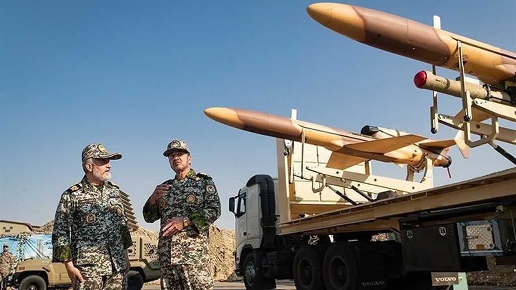 Iran do arsenału wprowadził bojowe bezzałogowe statki latające wyposażone w pociski rakietowe powietrze–powietrze