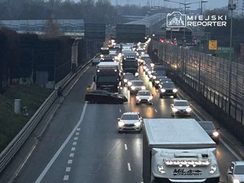 Warszawa: Dwa zdarzenia na trasach ekspresowych. Kilkanaście kilometrów korka