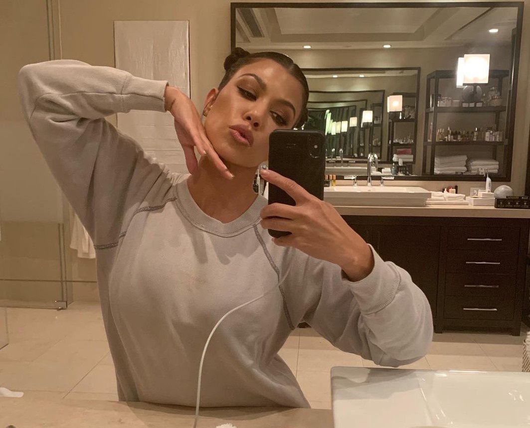 Złote zasady Kourtney Kardashian. W ten sposób dba o skórę