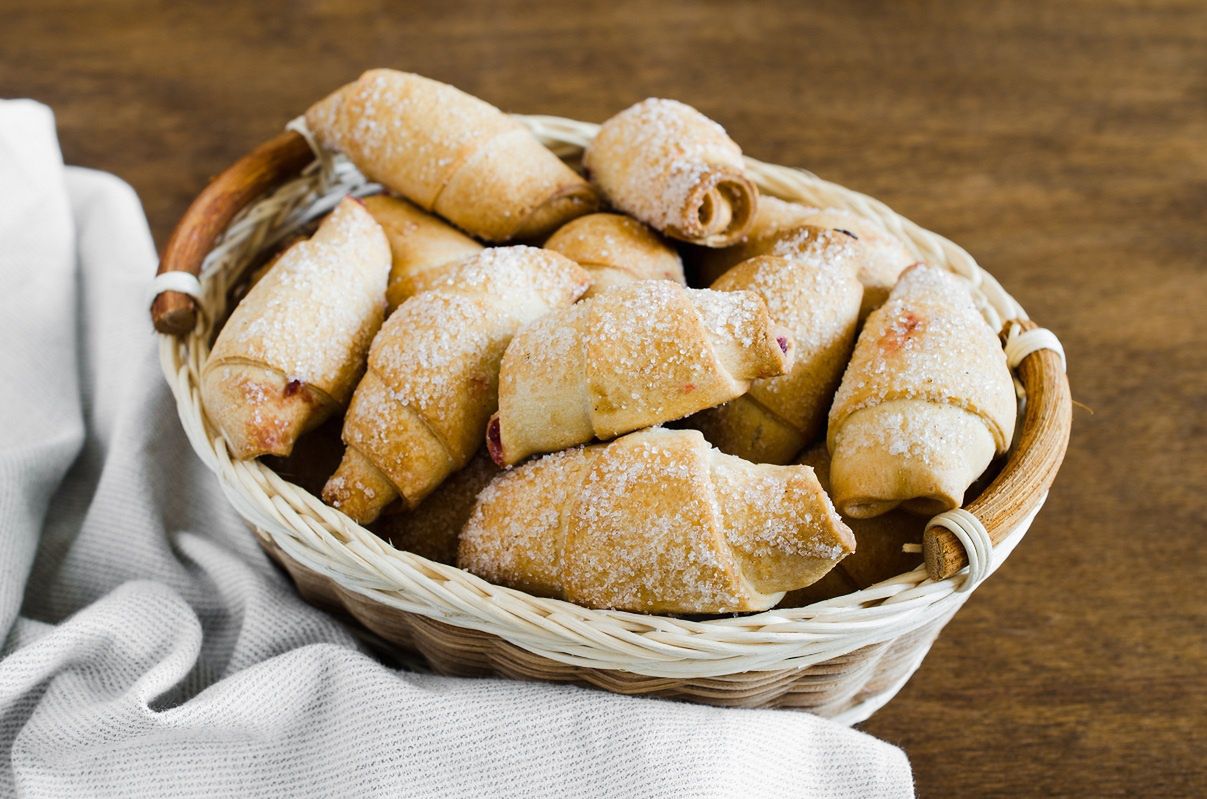 Grandma's secret: Irresistible buttery crescent rolls revealed