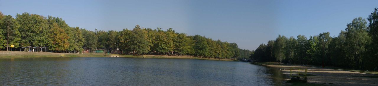 Łódź: Tłumy w Arturówku! Mieszkańcy korzystają z uroków lata. Jakie ceny atrakcji na miejskiej plaży?