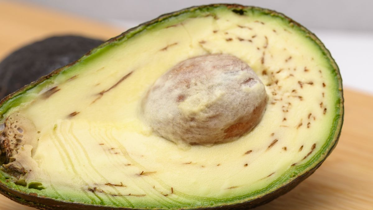 Istnieje prosty sposób na ciemnienie awokado