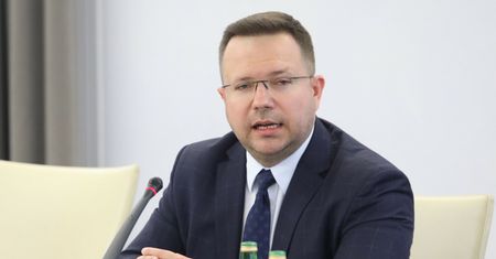 Członek RPP o podwyżkach stóp. "Zbyt szybko"