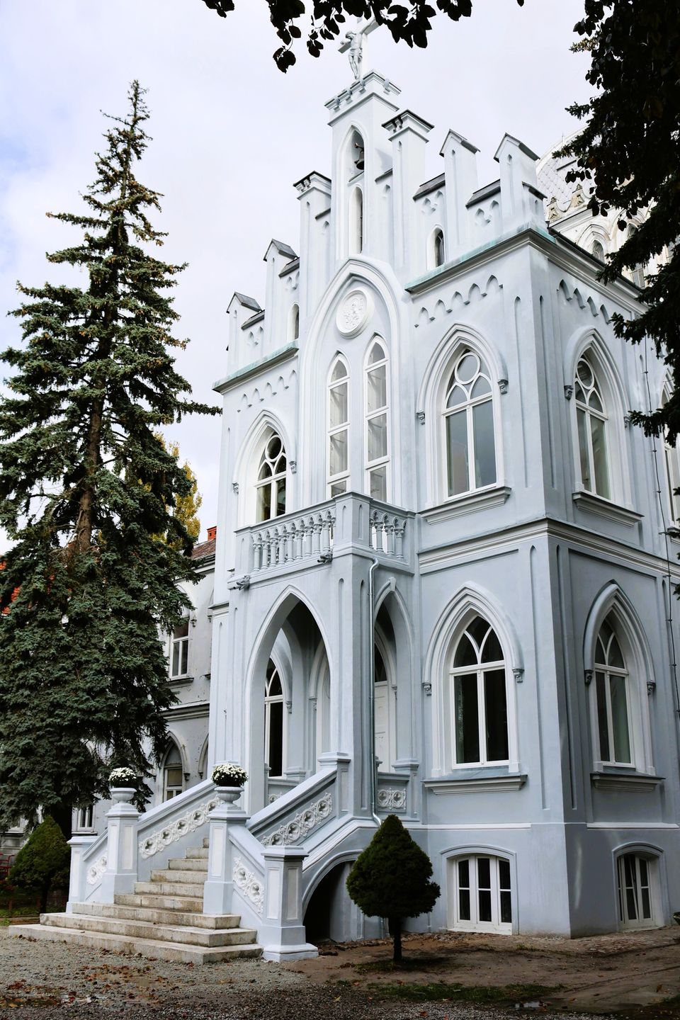 Odnowiona elewacja 