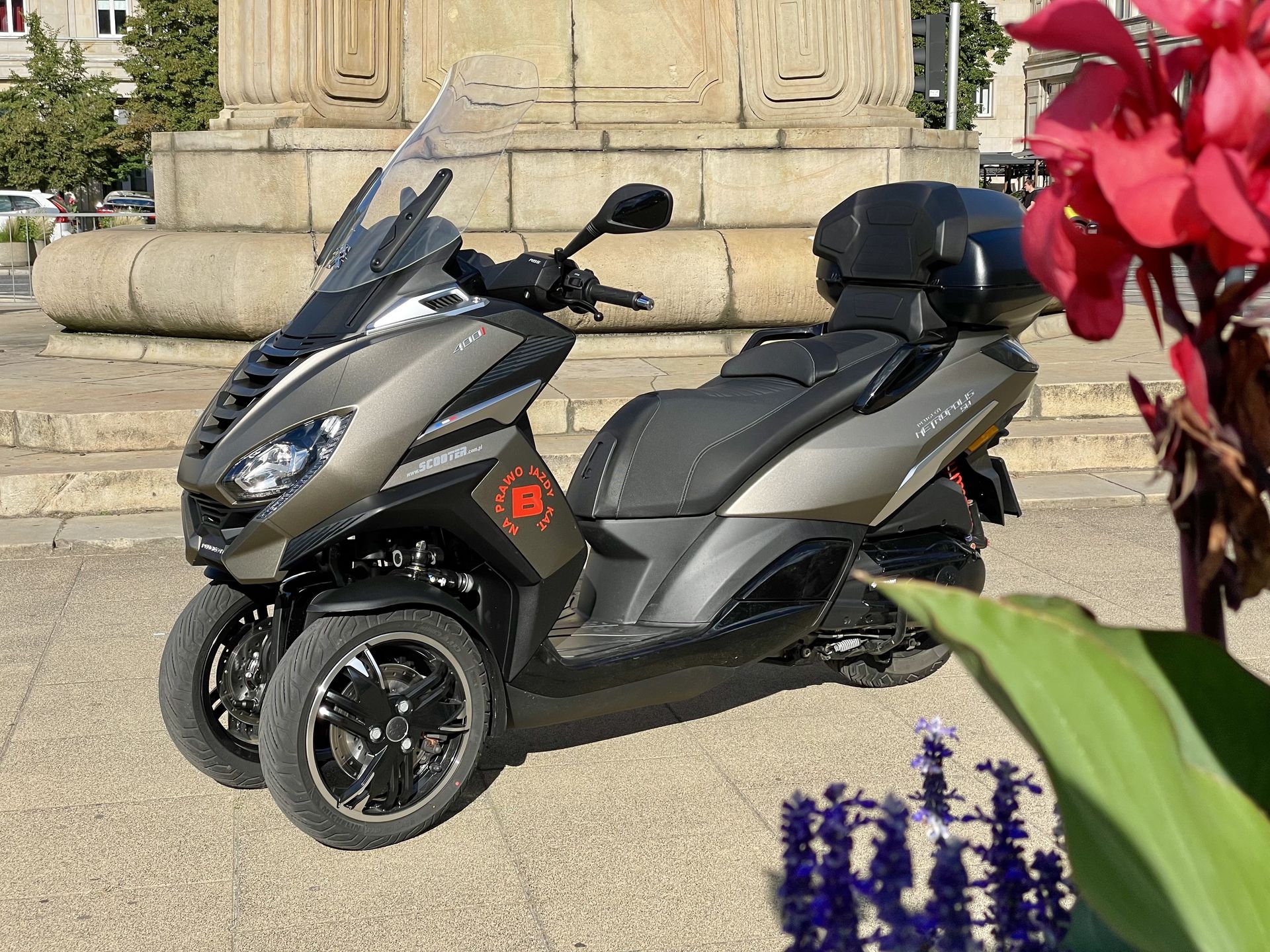 Peugeot Metropolis 400