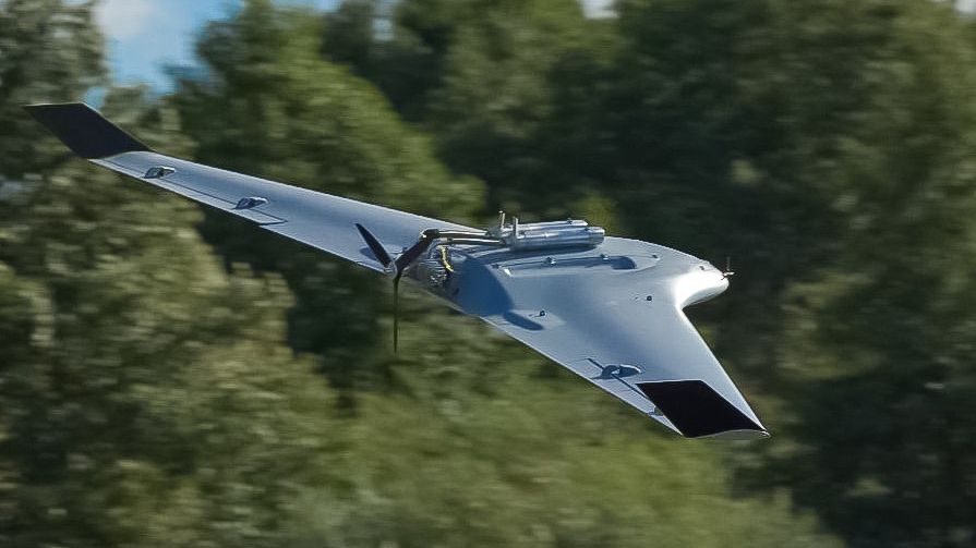Dron systemu FlyFocus Striker