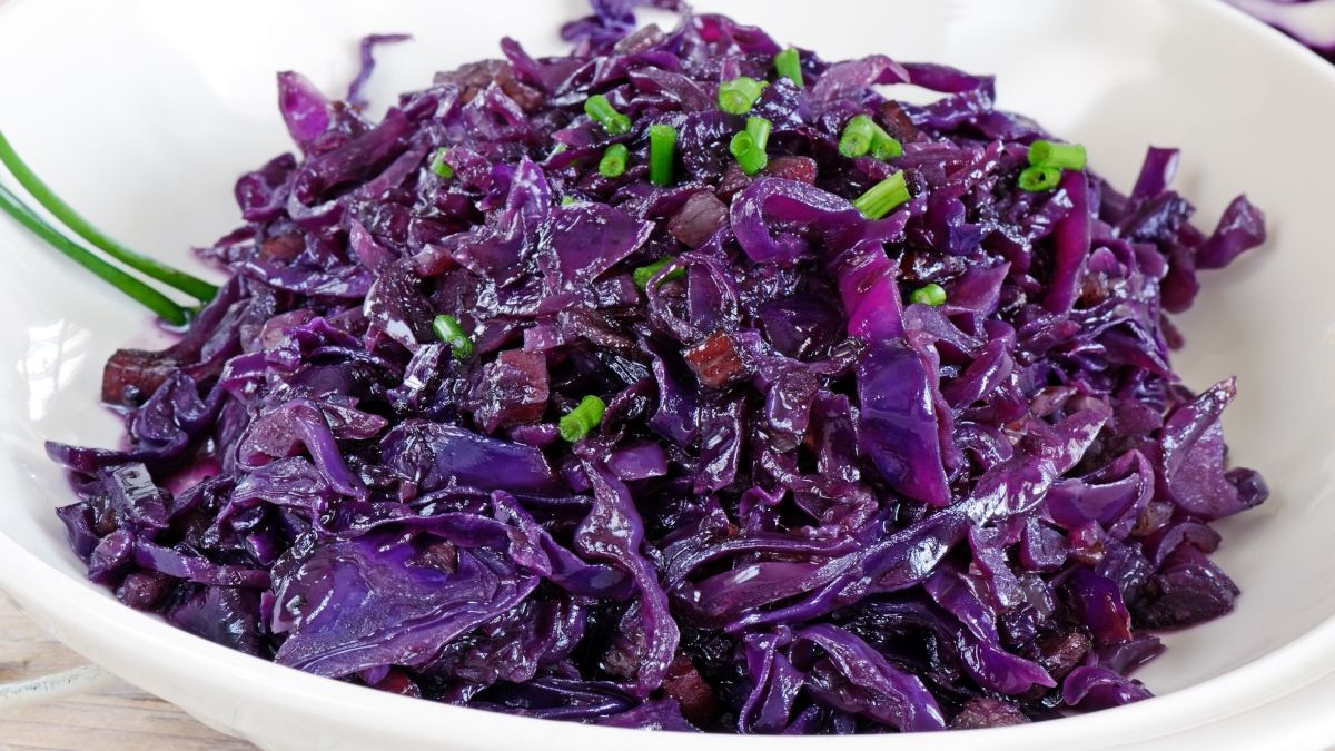 Modro kapusta pasuje do wielu dań