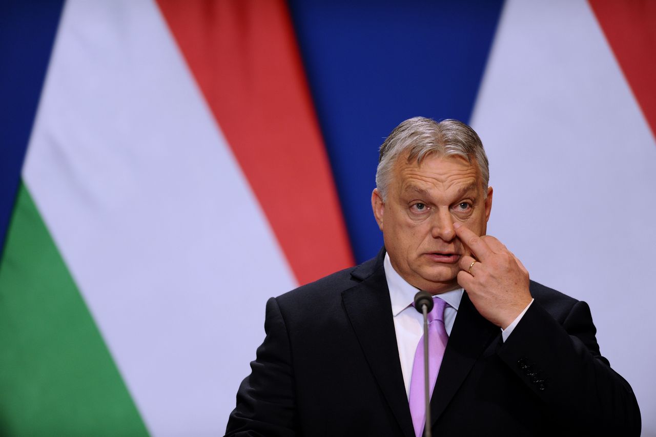 Orban redefines Hungary's NATO role, opposes aid to Ukraine