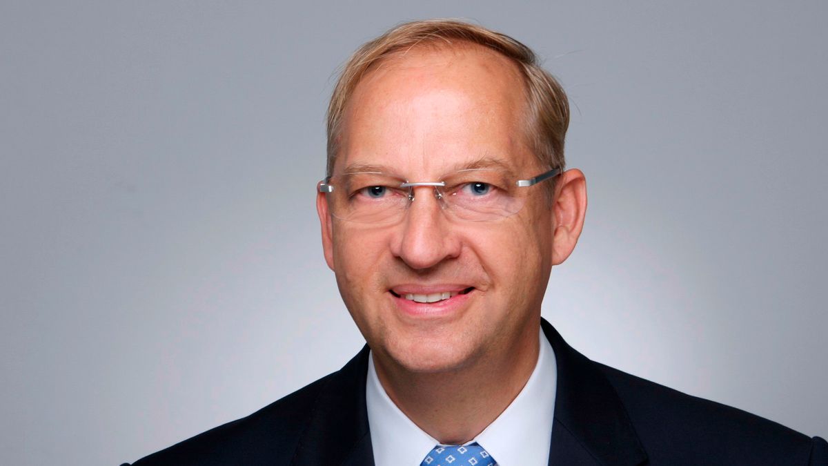 Hilgenberg większość swojego zawodowego życia spędził w BMW.