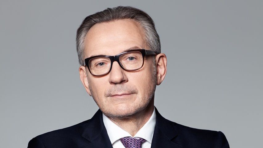 Prezes mBanku Cezary Stypułkowski skrytykował politykę rządu i NBP