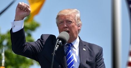 Koronawirus w USA. Według Donalda Trumpa strategia "idzie dobrze"