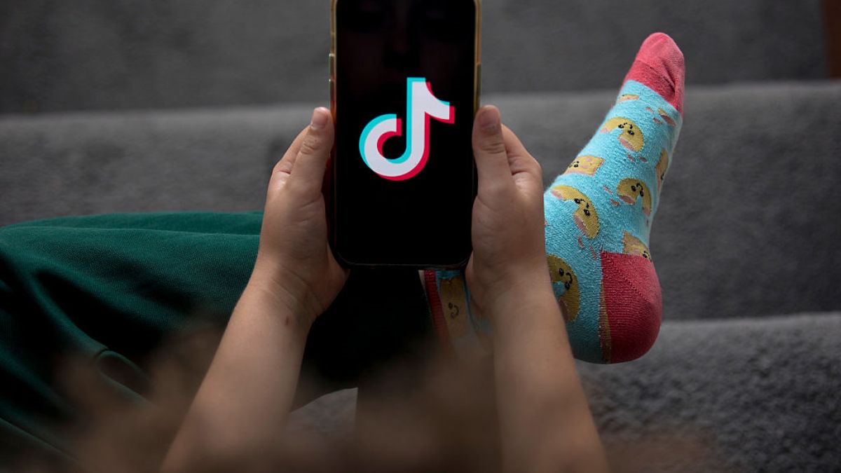 Zakaz używania platform społecznościowych przez o